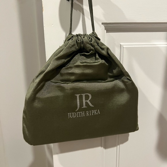 NEW Judith Ripka Stingray Wallet. New with Cards and Dustbag - Picture 12 of 12